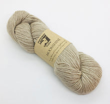 Laden Sie das Bild in den Galerie-Viewer, MOONSHINE von JUNIPER MOON FARM, 100g