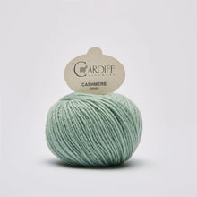 Laden Sie das Bild in den Galerie-Viewer, Cardiff Cashmere CLASSIC
