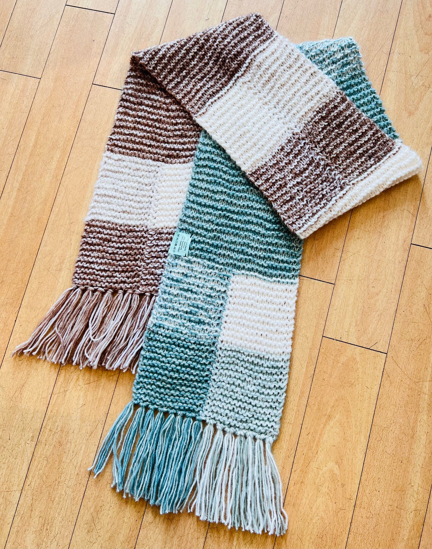 Finished "A Scarf for Life" from Brigitte, 2022