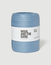 Laden Sie das Bild in den Galerie-Viewer, Ra-Ra Raffia von Wool and the Gang, 100g
