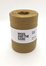 Laden Sie das Bild in den Galerie-Viewer, Ra-Ra Raffia von Wool and the Gang, 100g
